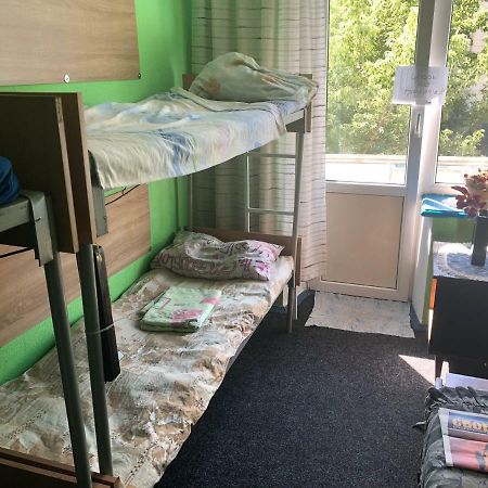 Hikkaduwa Hostel Kiev Extérieur photo