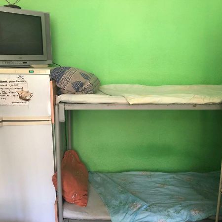 Hikkaduwa Hostel Kiev Extérieur photo