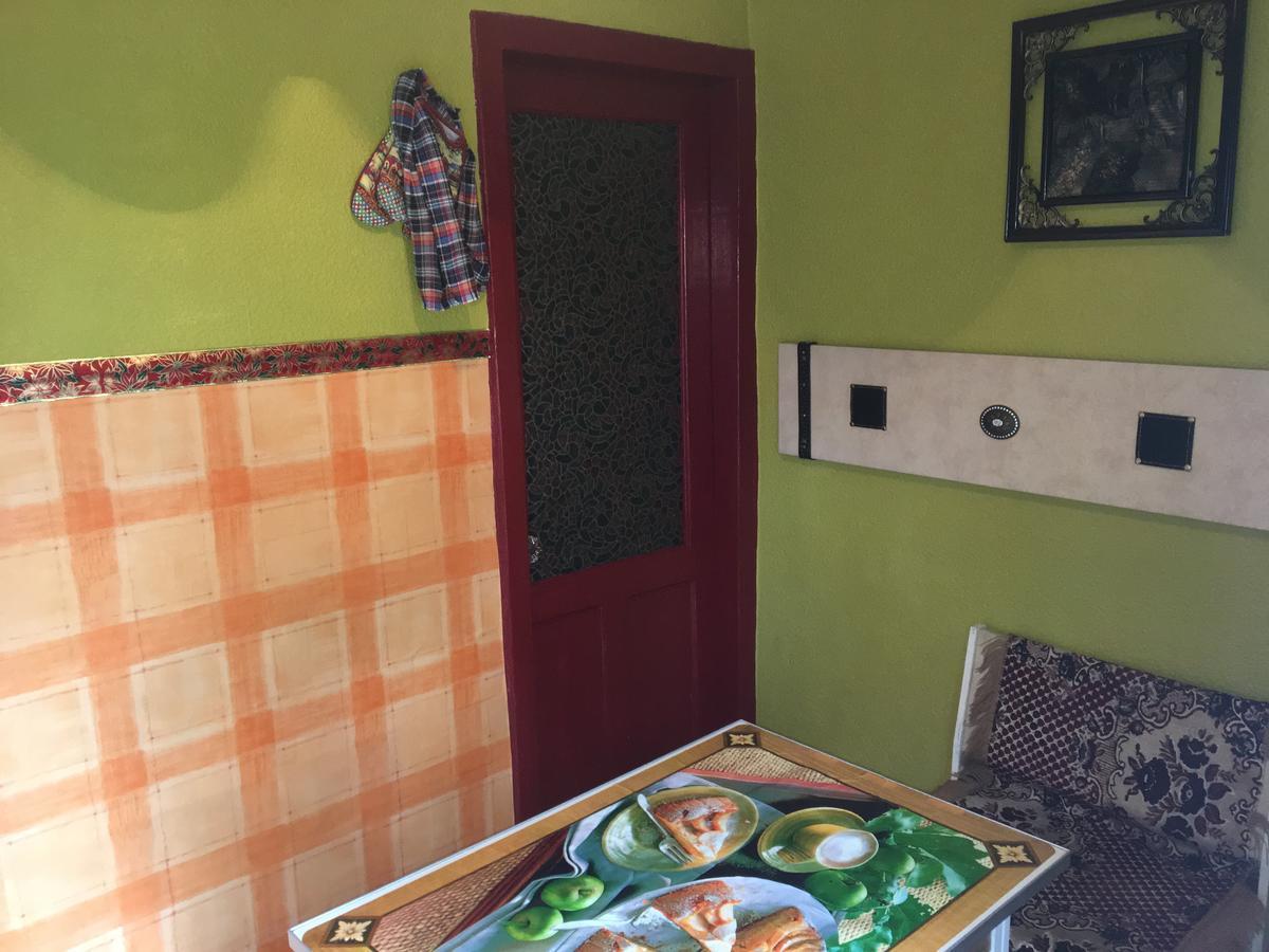 Hikkaduwa Hostel Kiev Extérieur photo